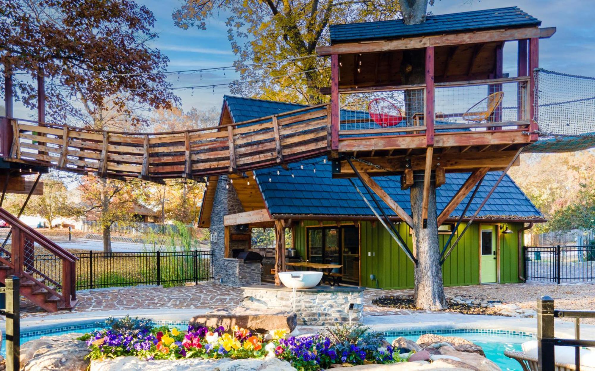 The Tree House In Бентонвіль Екстер'єр фото